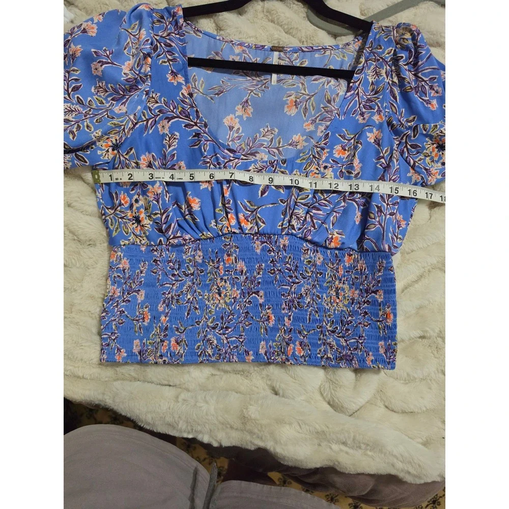 Free People Blue Floral Smocked Waist Long Sleeve Crop Top Blouse Medium